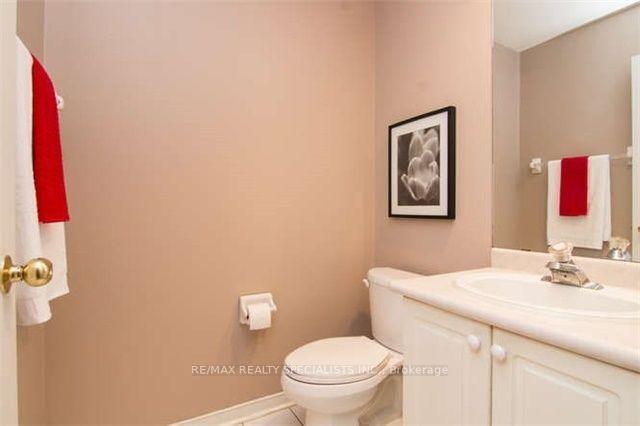 Photo 8 of Unit MAIN & 2ND, 10 Treepark Street, Brampton, Sandringham-Wellington — HOMEH