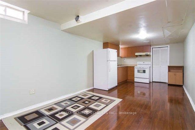 Photo 16 of Unit MAIN & 2ND, 10 Treepark Street, Brampton, Sandringham-Wellington — HOMEH
