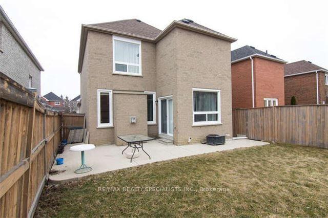 Photo 15 of Unit MAIN & 2ND, 10 Treepark Street, Brampton, Sandringham-Wellington — HOMEH