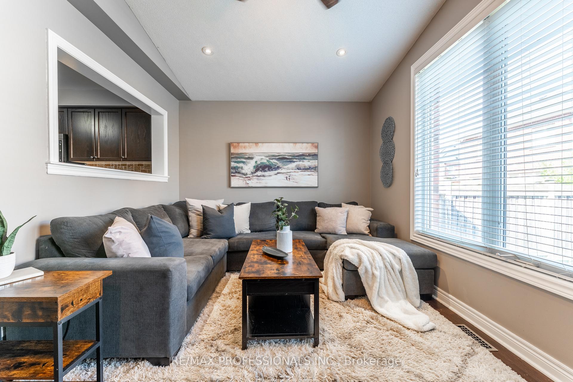 Photo 12 of 153 Weston Drive, Milton, Scott — HOMEH