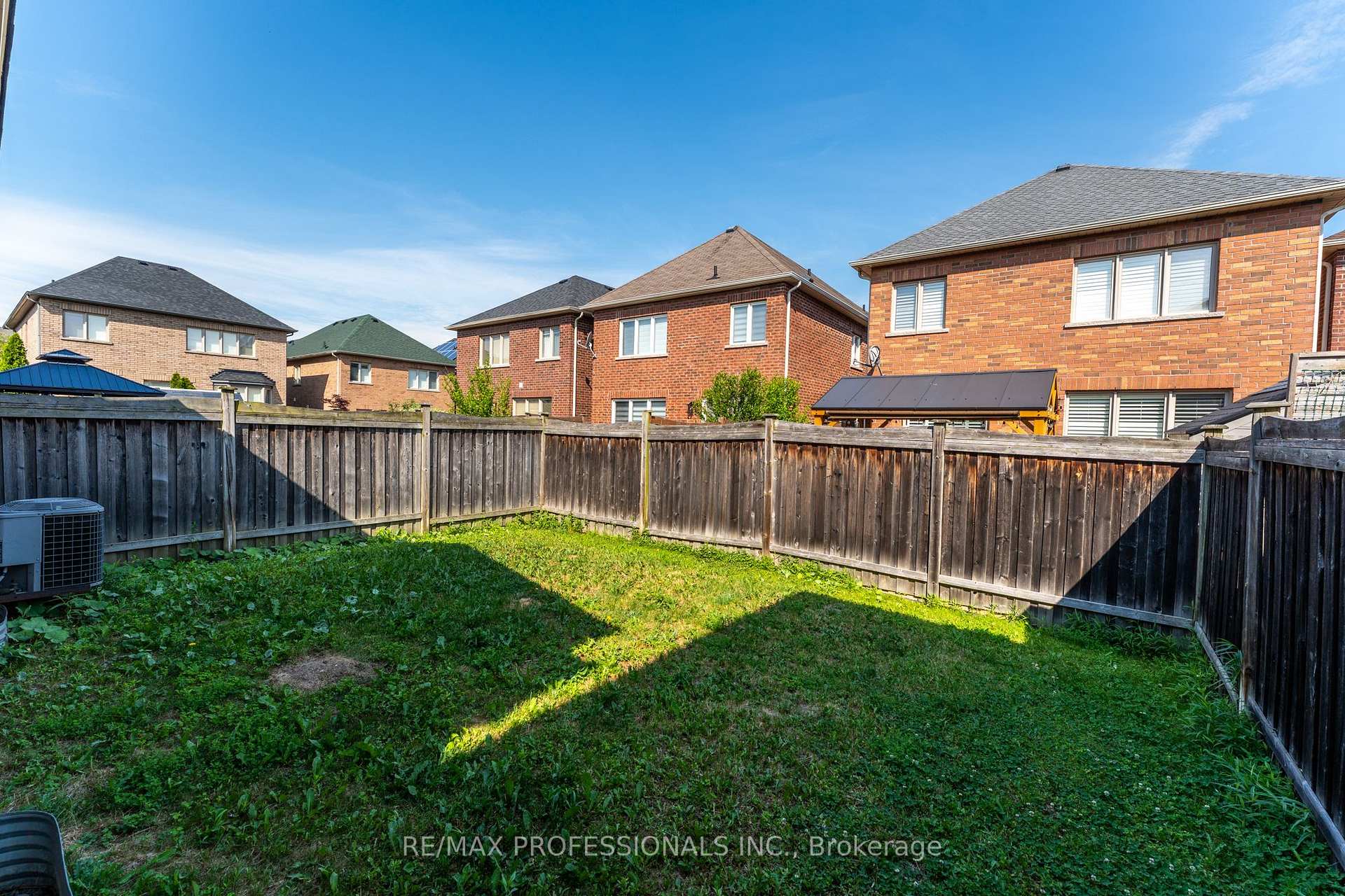 Photo 33 of 153 Weston Drive, Milton, Scott — HOMEH