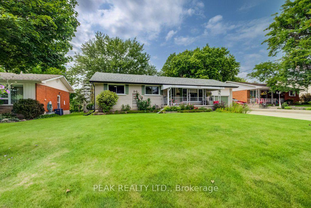 Photo 1 of 88 Riverside Drive, Wilmot, New Hamburg — HOMEH