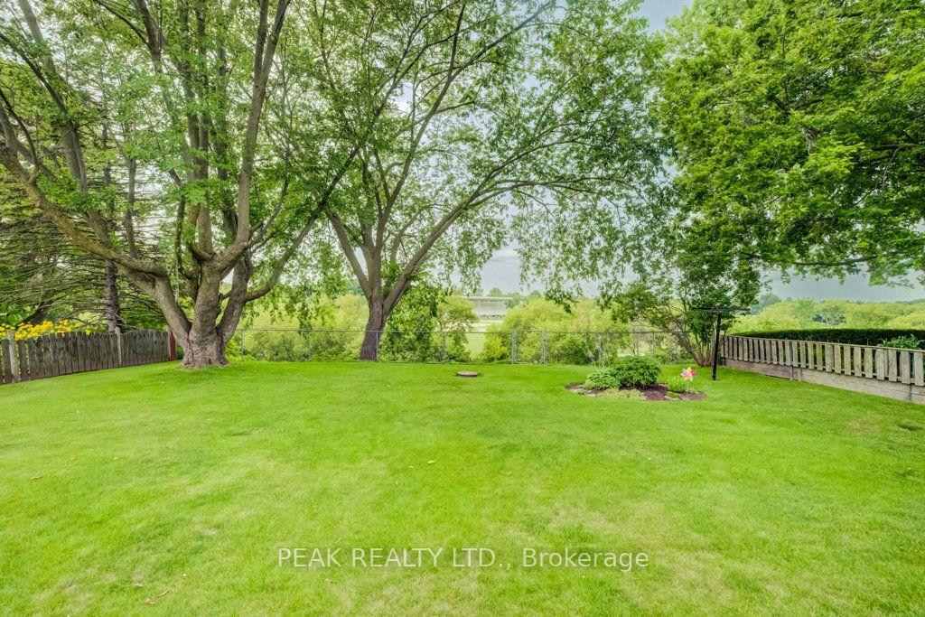 Photo 33 of 88 Riverside Drive, Wilmot, New Hamburg — HOMEH