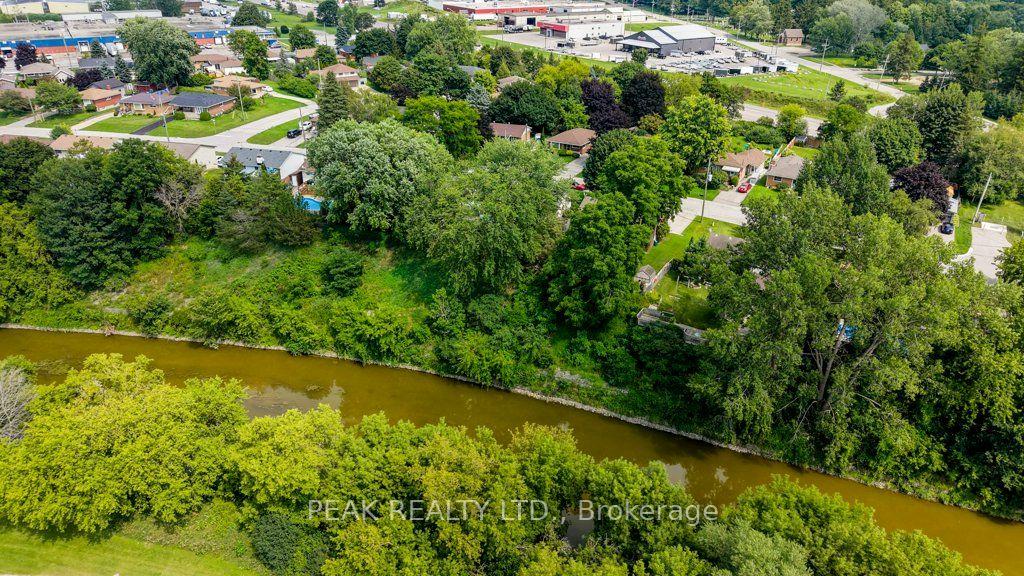 Photo 46 of 88 Riverside Drive, Wilmot, New Hamburg — HOMEH
