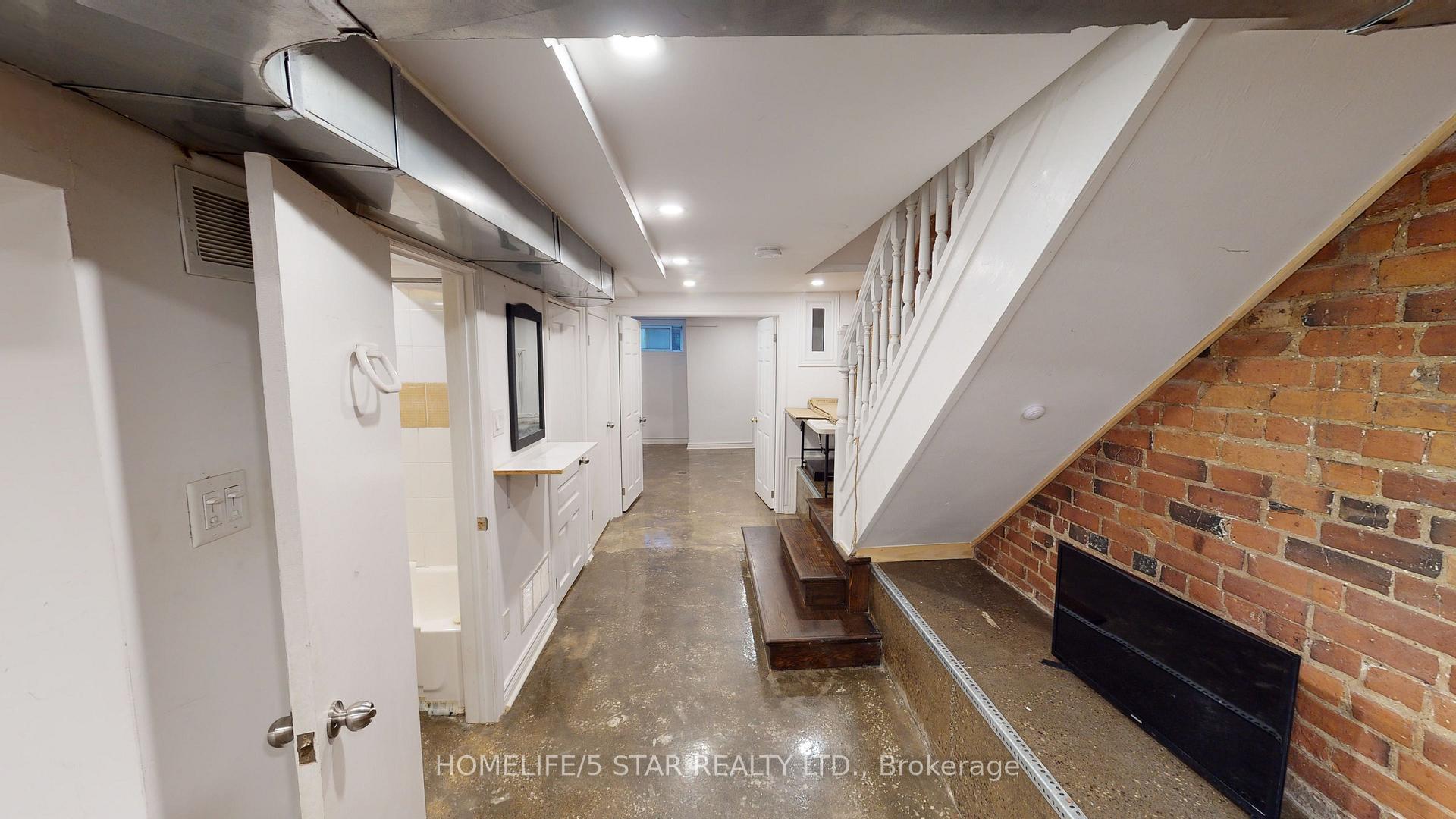 Photo 14 of Unit Apt 1, 160 Beaconsfield Avenue, Toronto, Little Portugal — HOMEH