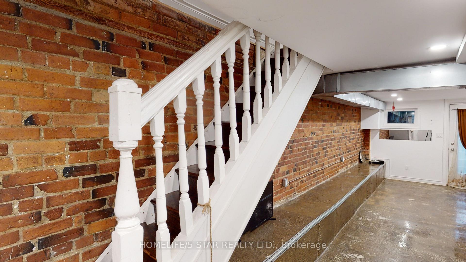 Photo 15 of Unit Apt 1, 160 Beaconsfield Avenue, Toronto, Little Portugal — HOMEH
