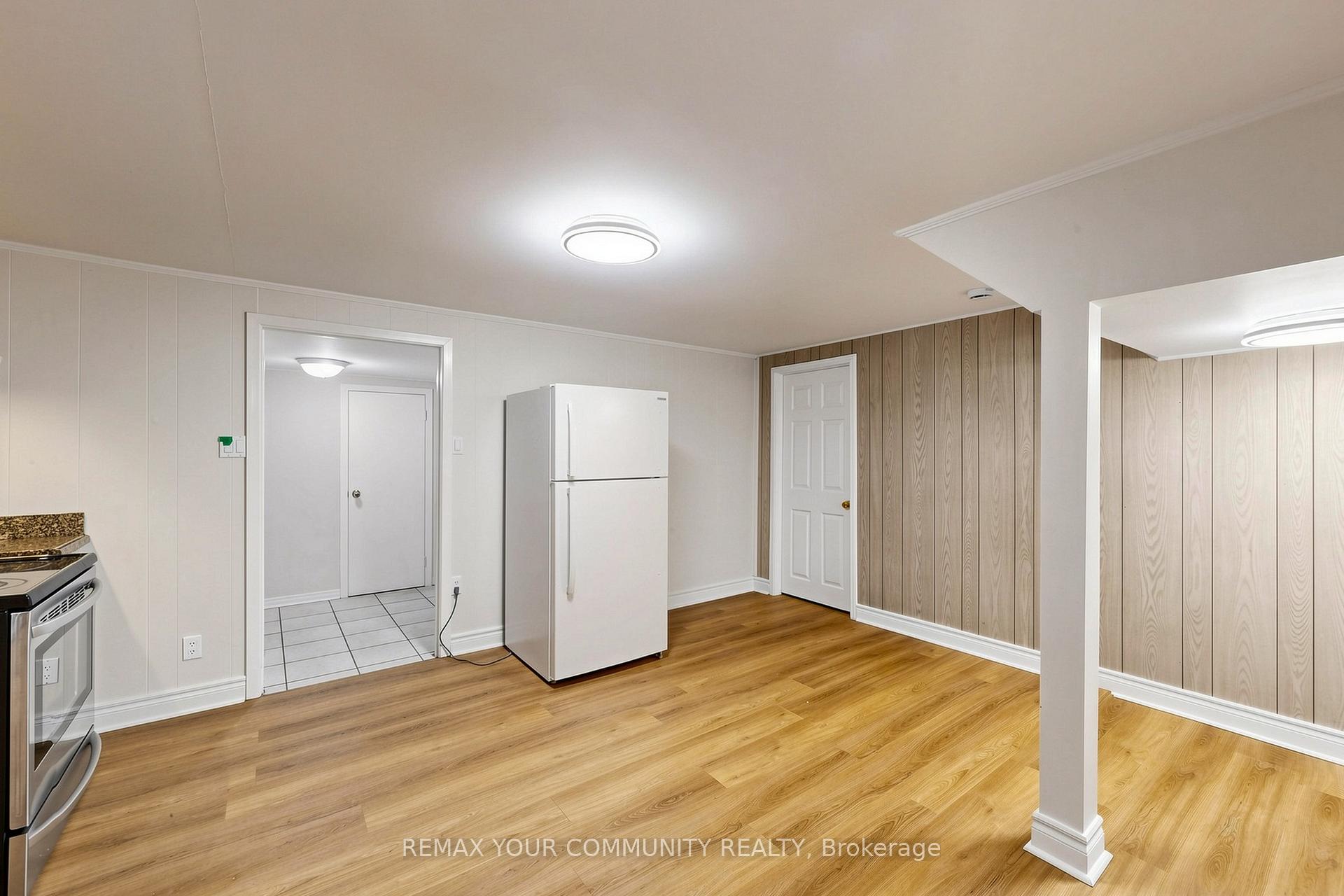 Photo 7 of Unit Lower, 106 Levendale Road, Richmond Hill, Mill Pond — HOMEH
