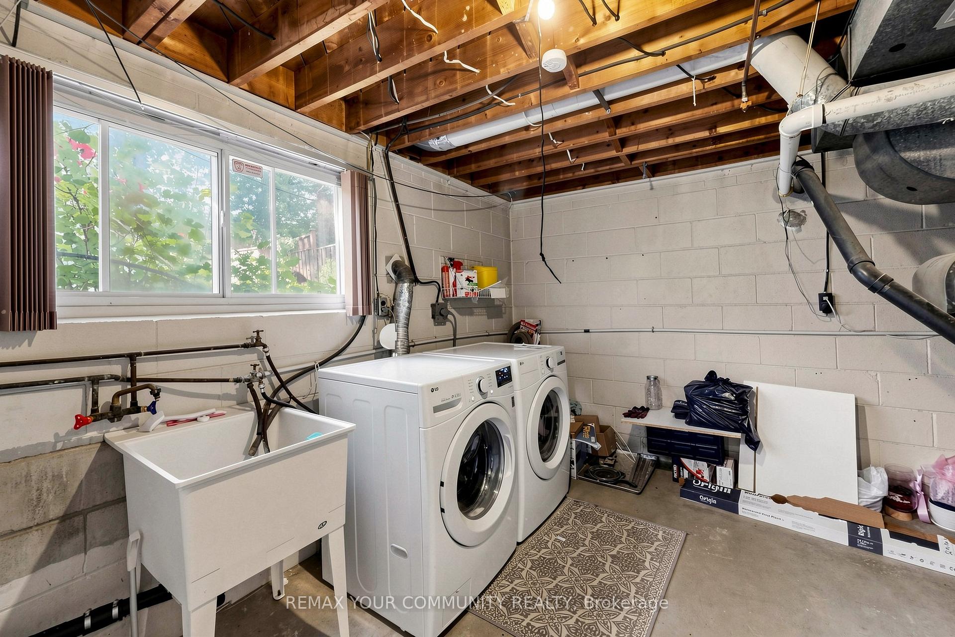 Photo 19 of Unit Lower, 106 Levendale Road, Richmond Hill, Mill Pond — HOMEH