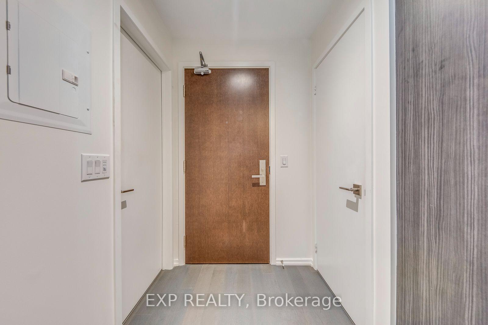 Photo 6 of Unit 309, 70 Temperance Street, Toronto, Bay Street Corridor — HOMEH