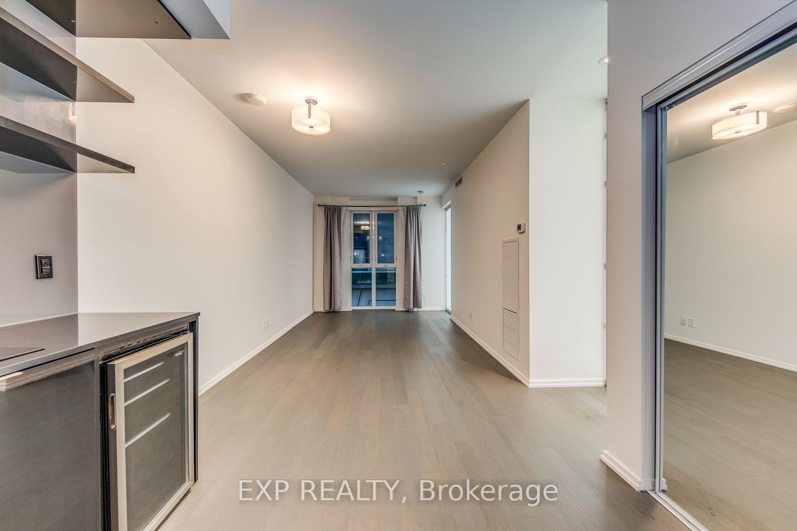 Photo 8 of Unit 309, 70 Temperance Street, Toronto, Bay Street Corridor — HOMEH