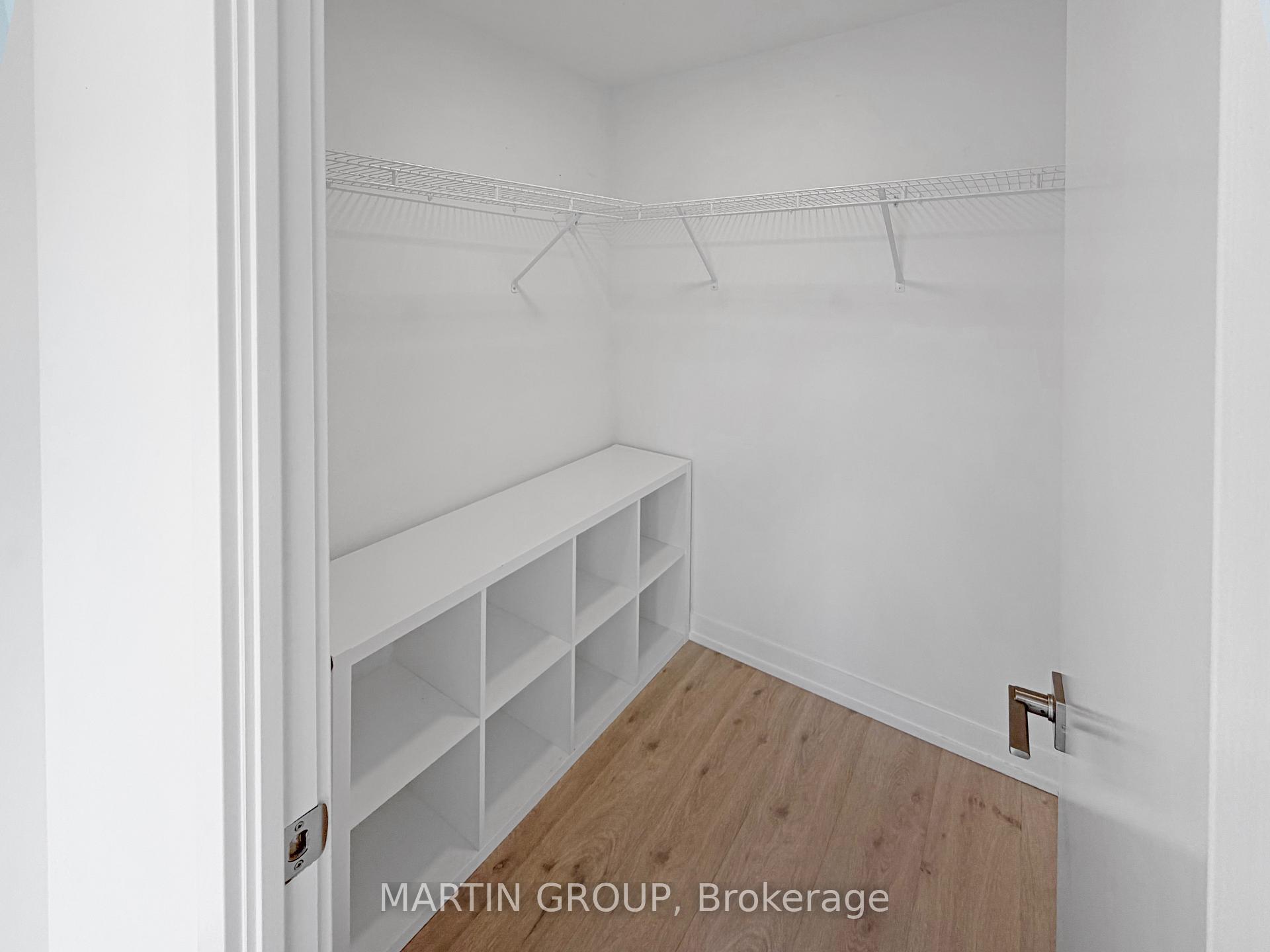 Photo 7 of Unit 519, 2501 Saw Whet Boulevard, Oakville, Glen Abbey — HOMEH