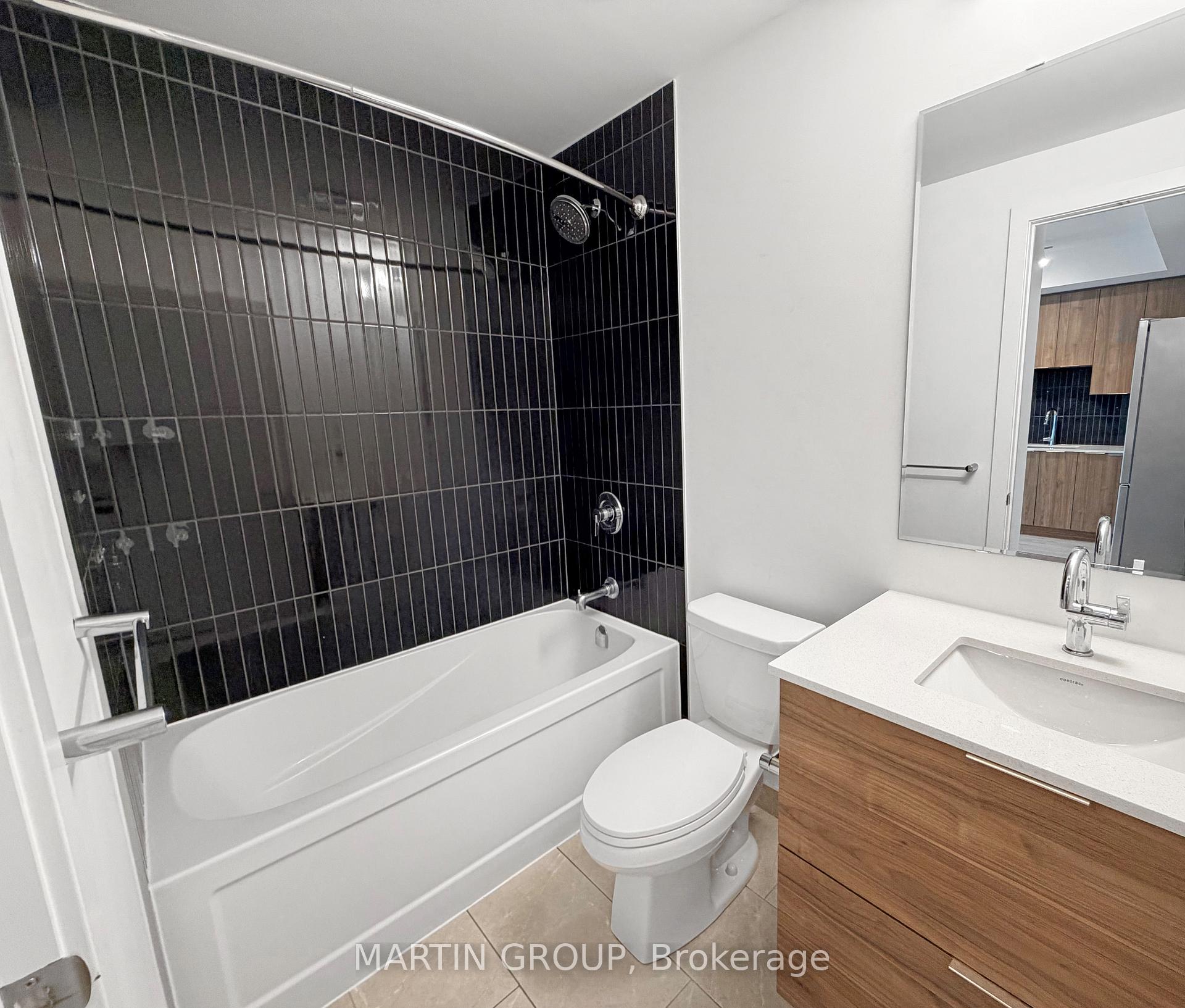 Photo 9 of Unit 519, 2501 Saw Whet Boulevard, Oakville, Glen Abbey — HOMEH