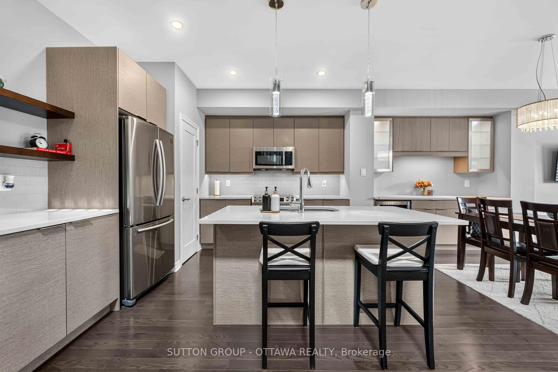 Photo 11 of 221 Tim Sheehan Place, Ottawa, Kanata - Emerald Meadows/Trailwest — HOMEH