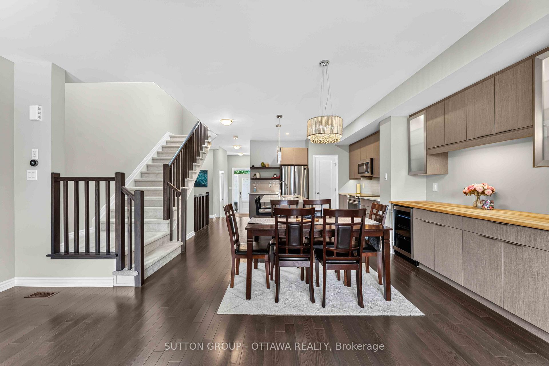 Photo 18 of 221 Tim Sheehan Place, Ottawa, Kanata - Emerald Meadows/Trailwest — HOMEH