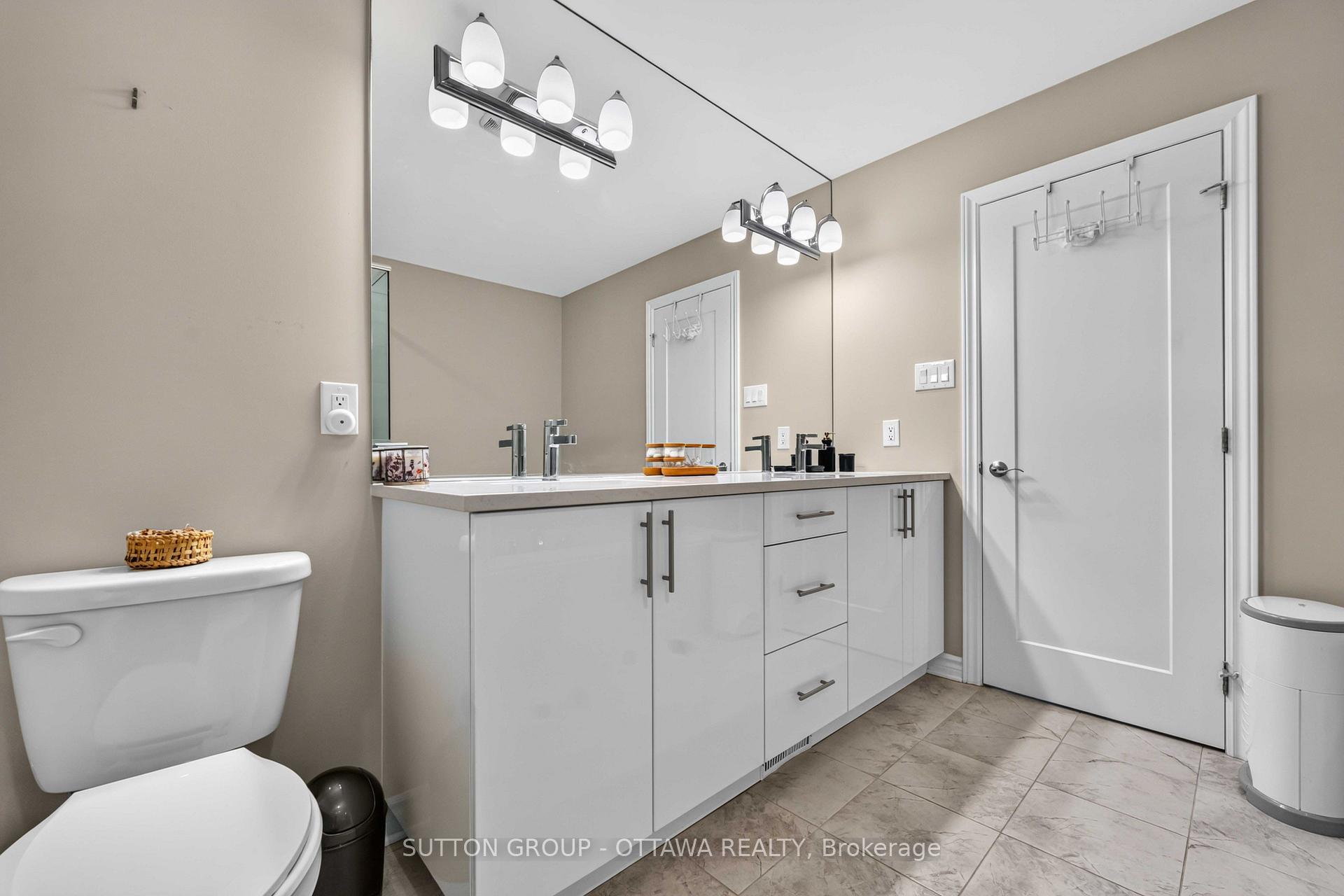 Photo 33 of 221 Tim Sheehan Place, Ottawa, Kanata - Emerald Meadows/Trailwest — HOMEH