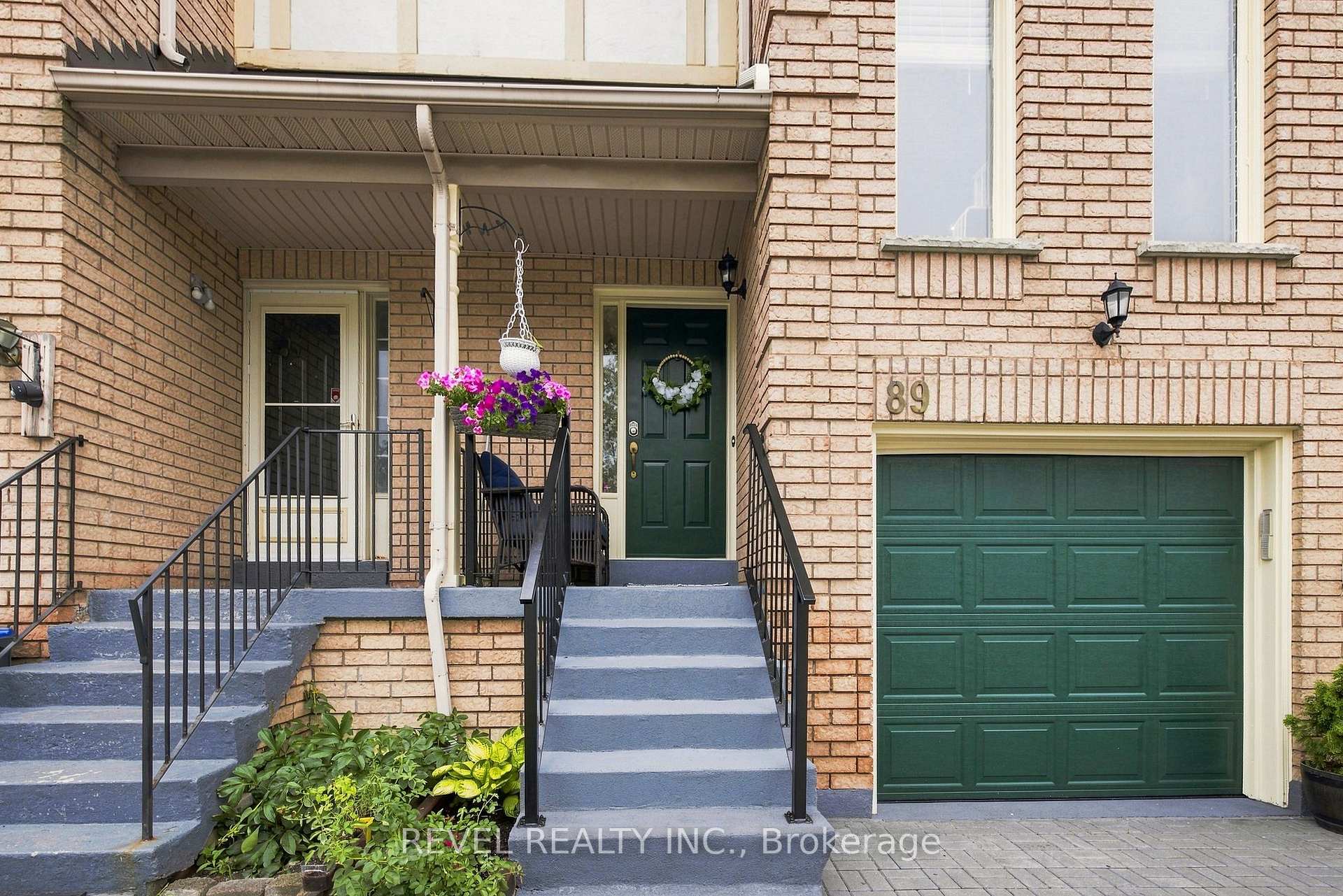 Photo 2 of Unit 89, 2 Sir Lou Drive, Brampton, Fletcher's Creek South — HOMEH