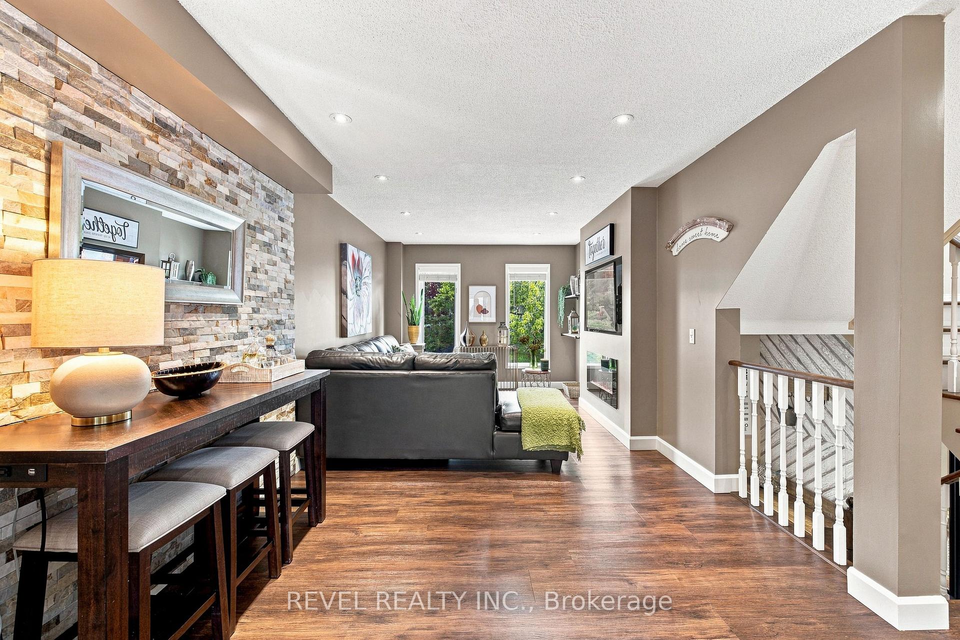 Photo 10 of Unit 89, 2 Sir Lou Drive, Brampton, Fletcher's Creek South — HOMEH