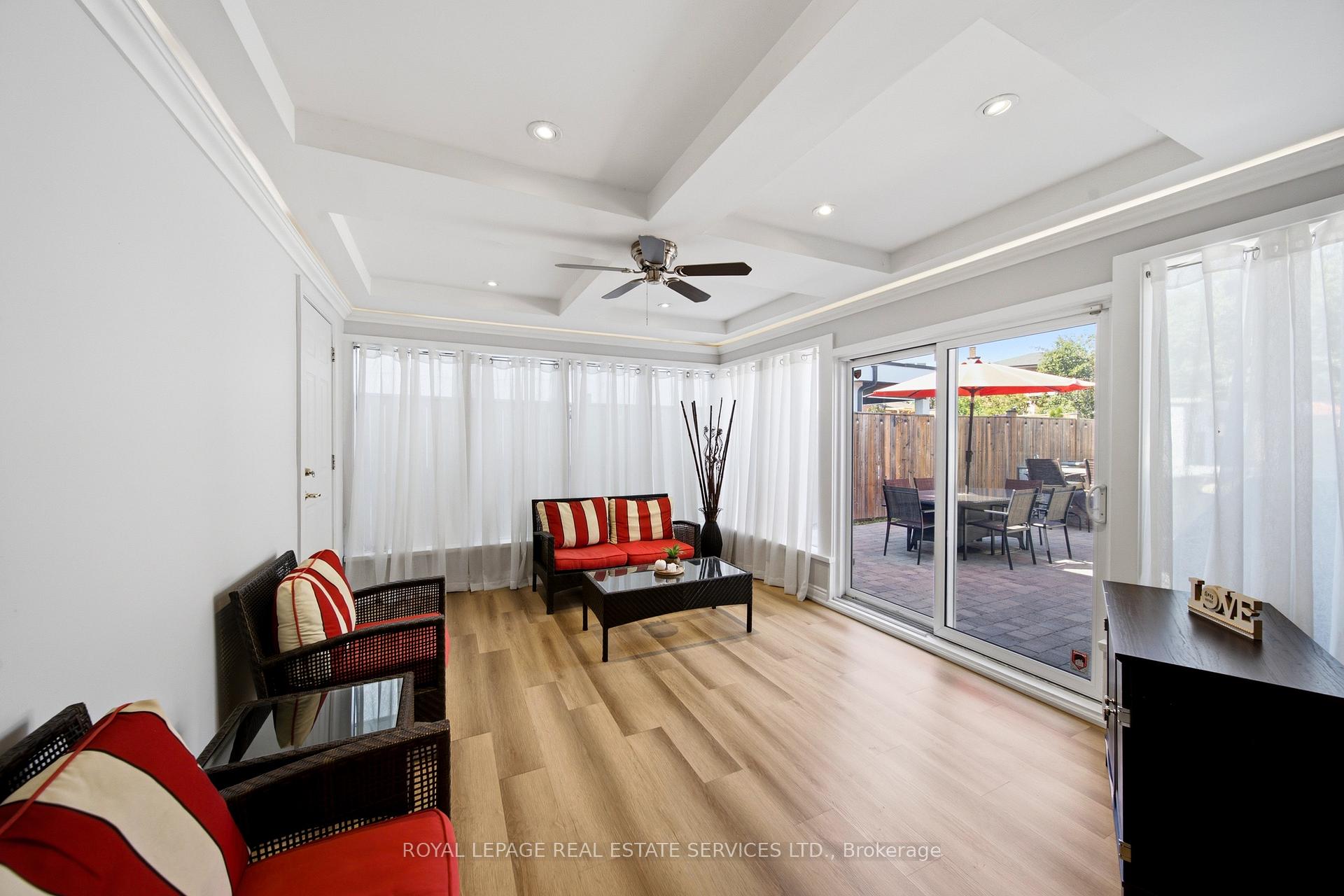 Photo 18 of 127 Redgrave Drive, Etobicoke, Willowridge-Martingrove-Richview — HOMEH