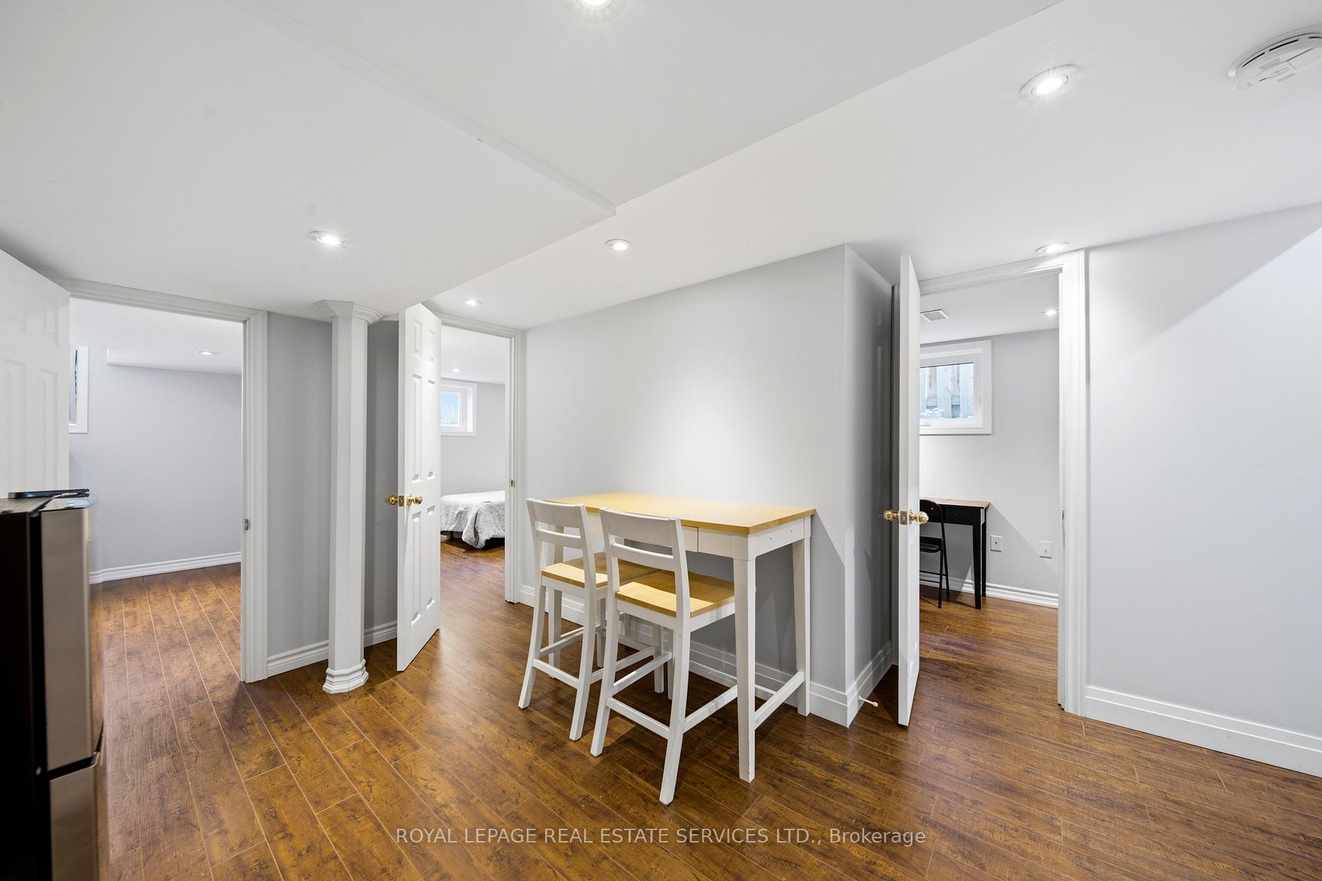 Photo 37 of 127 Redgrave Drive, Etobicoke, Willowridge-Martingrove-Richview — HOMEH