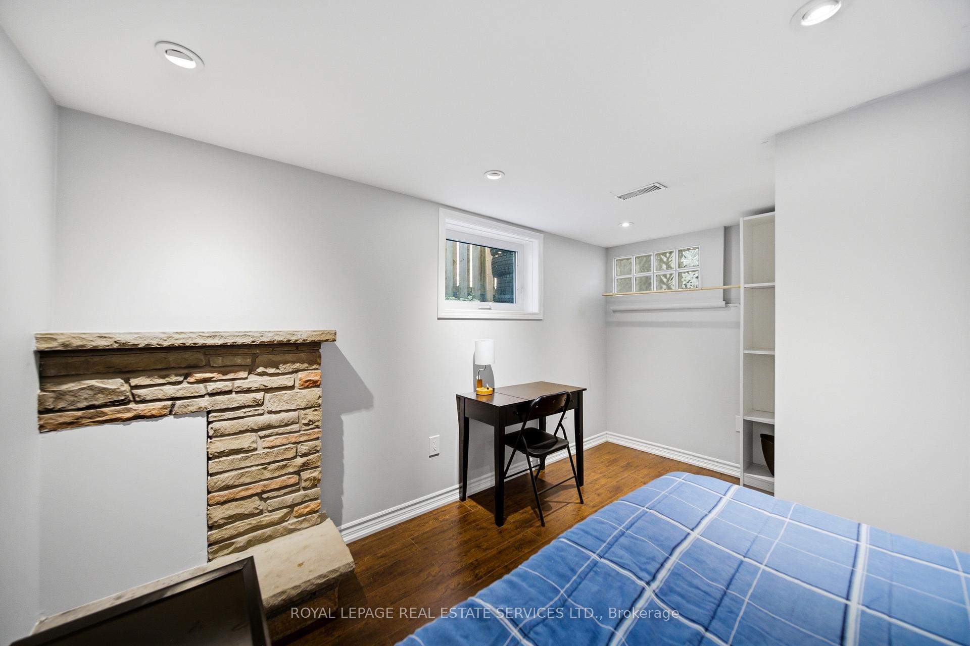 Photo 40 of 127 Redgrave Drive, Etobicoke, Willowridge-Martingrove-Richview — HOMEH