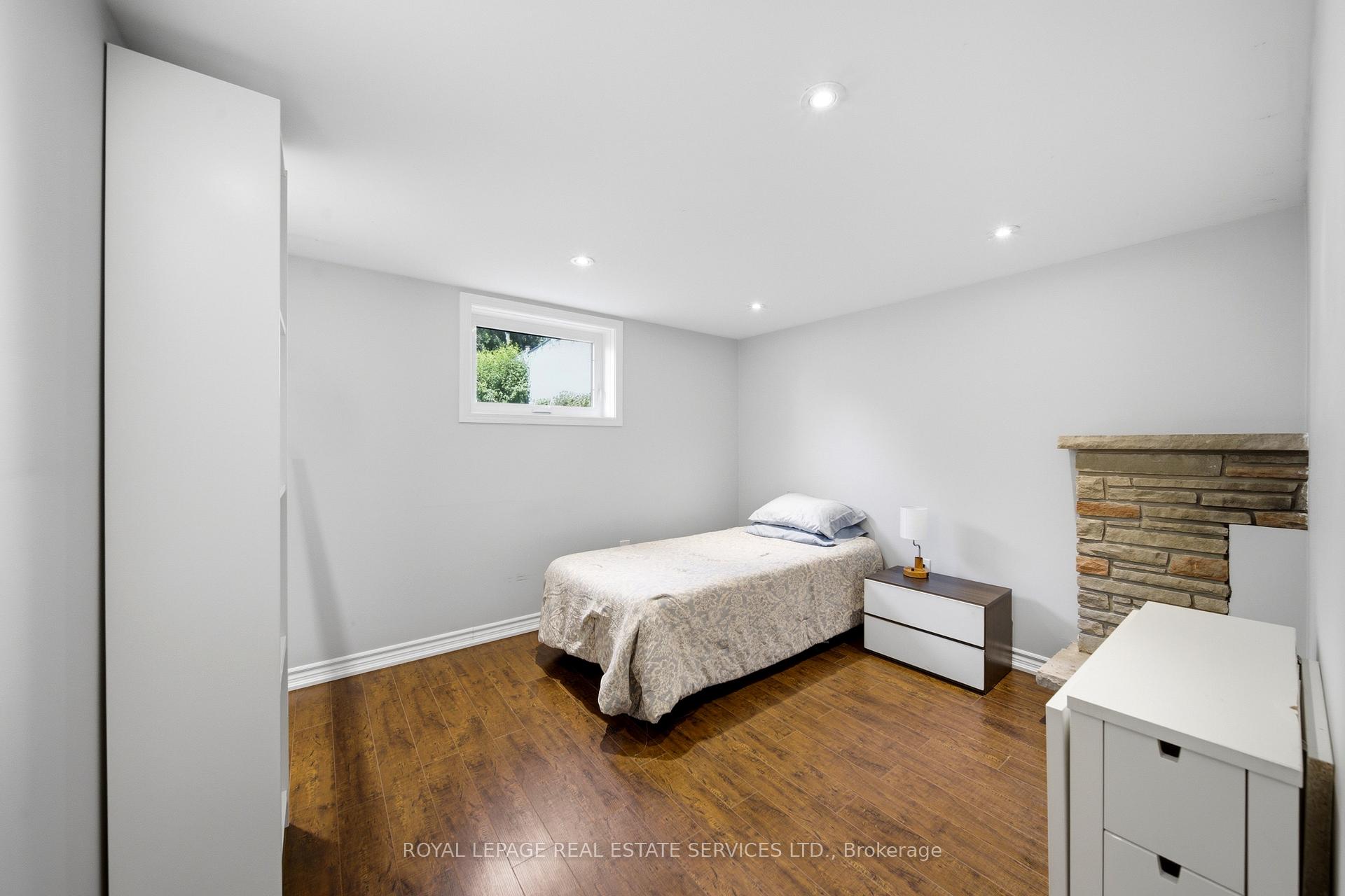 Photo 41 of 127 Redgrave Drive, Etobicoke, Willowridge-Martingrove-Richview — HOMEH