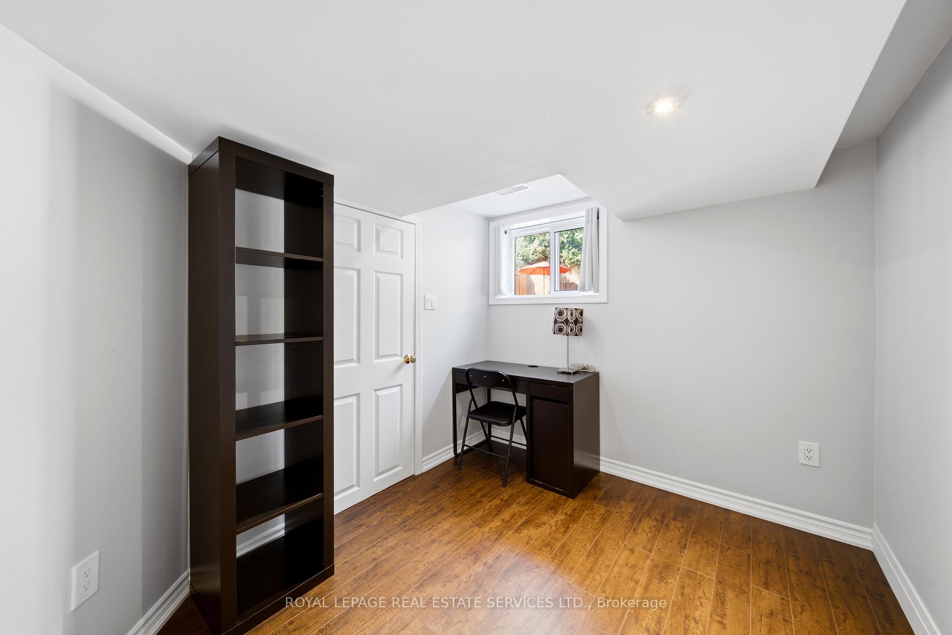 Photo 42 of 127 Redgrave Drive, Etobicoke, Willowridge-Martingrove-Richview — HOMEH