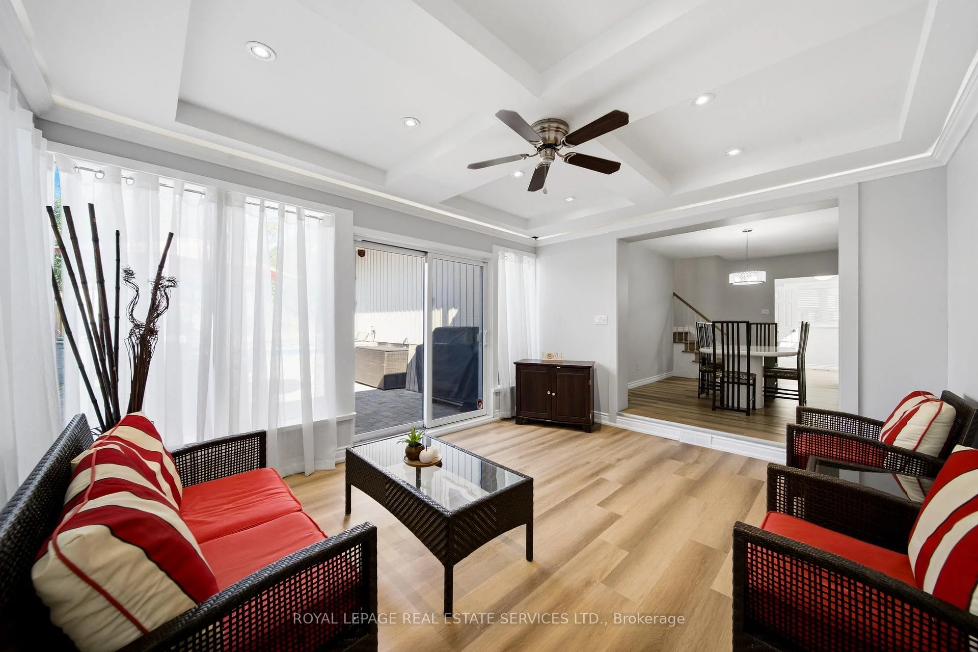 Photo 20 of 127 Redgrave Drive, Etobicoke, Willowridge-Martingrove-Richview — HOMEH