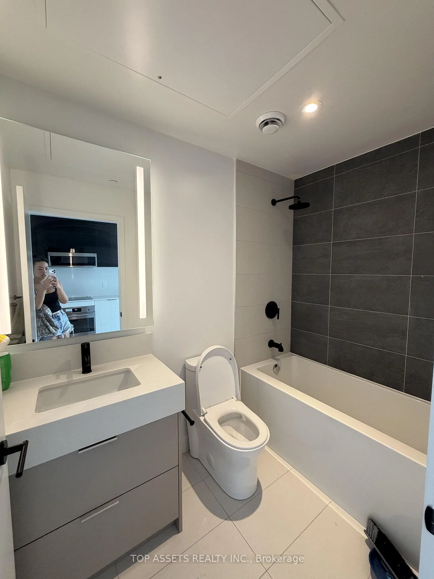 Photo 17 of Unit 3002, 308 Jarvis Street, Toronto, Church-Yonge Corridor — HOMEH