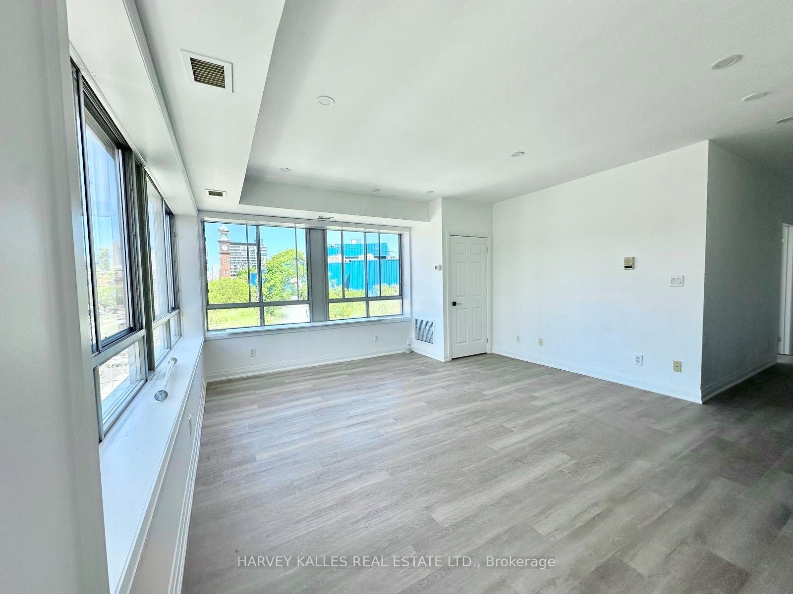 Photo 5 of Unit 4, 409 College Street, Toronto, Palmerston-Little Italy — HOMEH