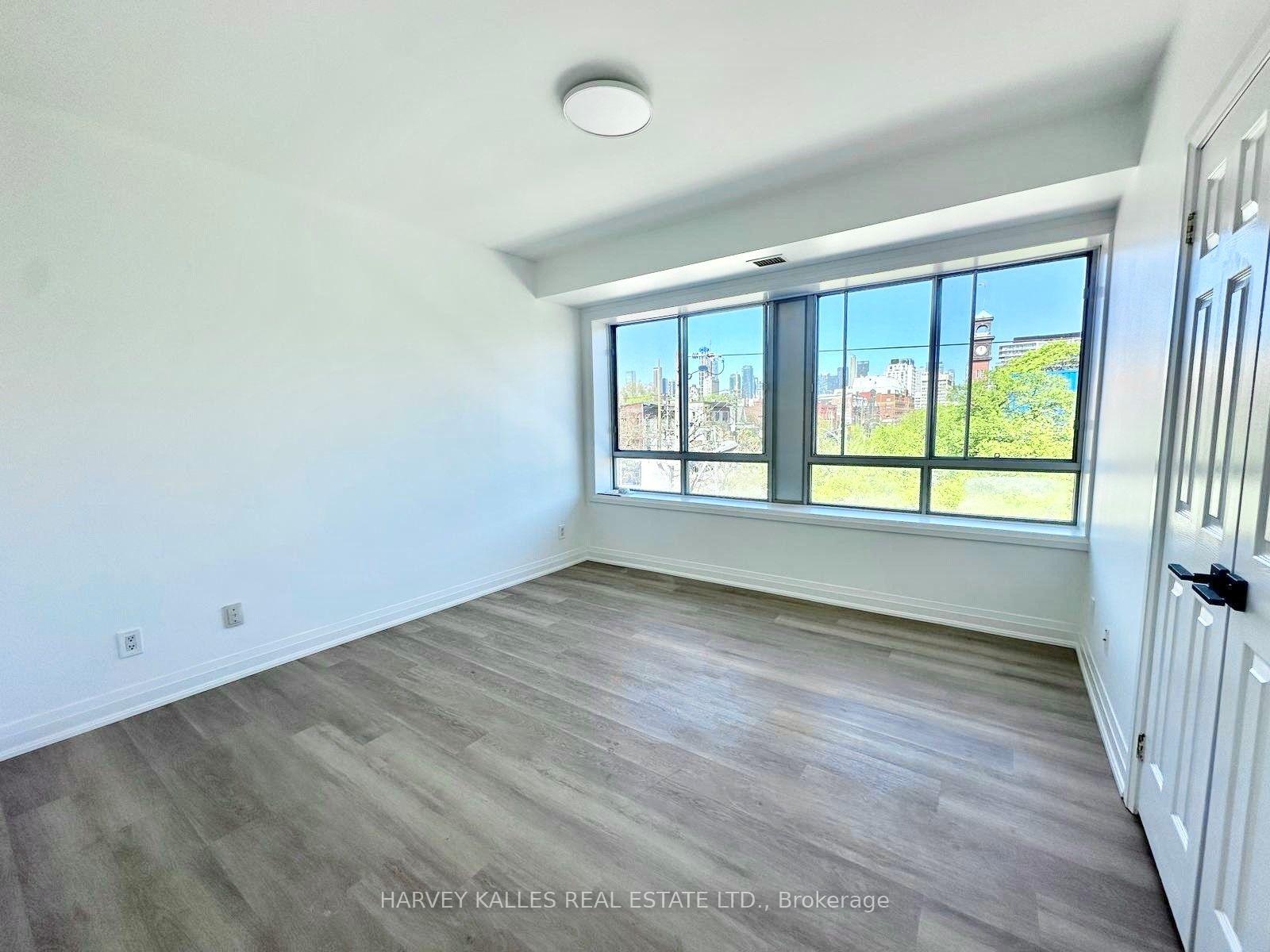 Photo 8 of Unit 4, 409 College Street, Toronto, Palmerston-Little Italy — HOMEH
