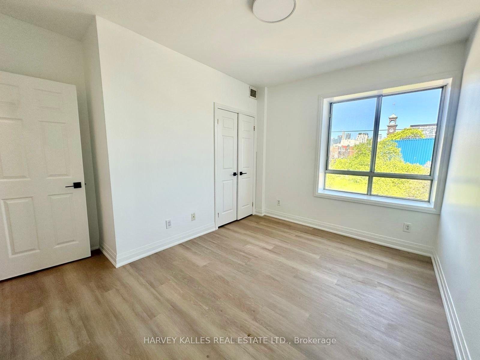 Photo 9 of Unit 4, 409 College Street, Toronto, Palmerston-Little Italy — HOMEH