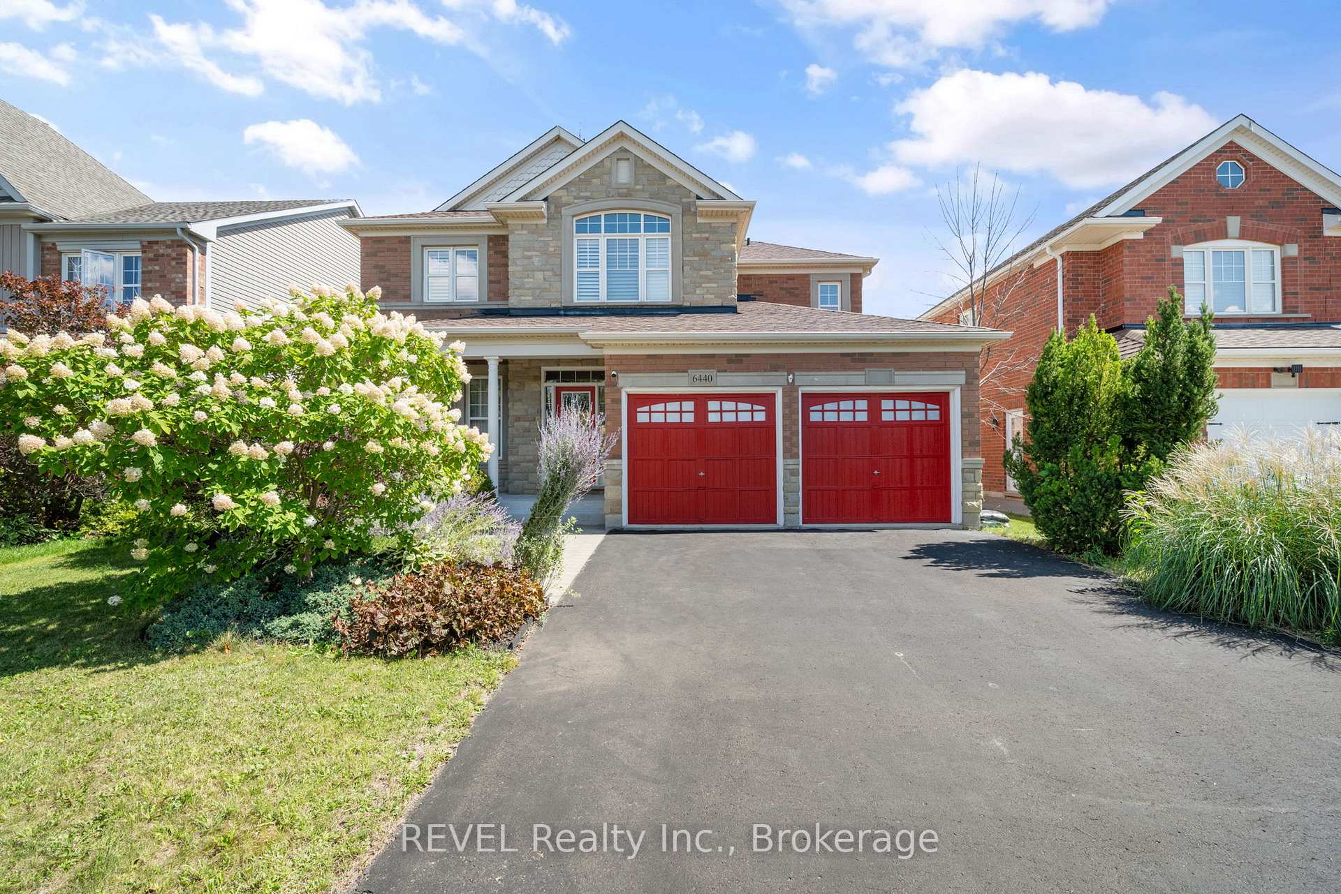 Photo 2 of 6440 St. Michael Avenue, Niagara Falls, Forestview — HOMEH