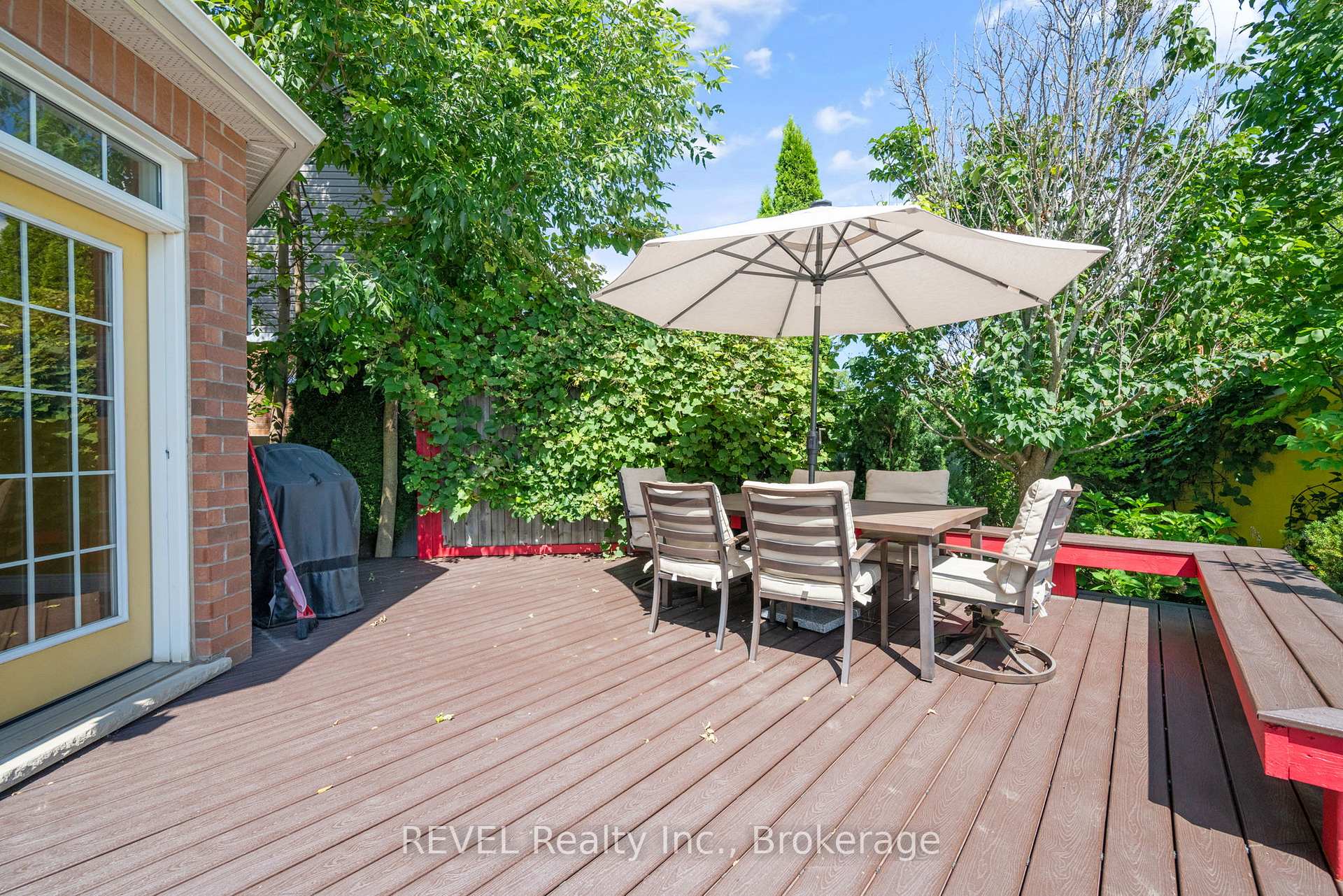 Photo 9 of 6440 St. Michael Avenue, Niagara Falls, Forestview — HOMEH