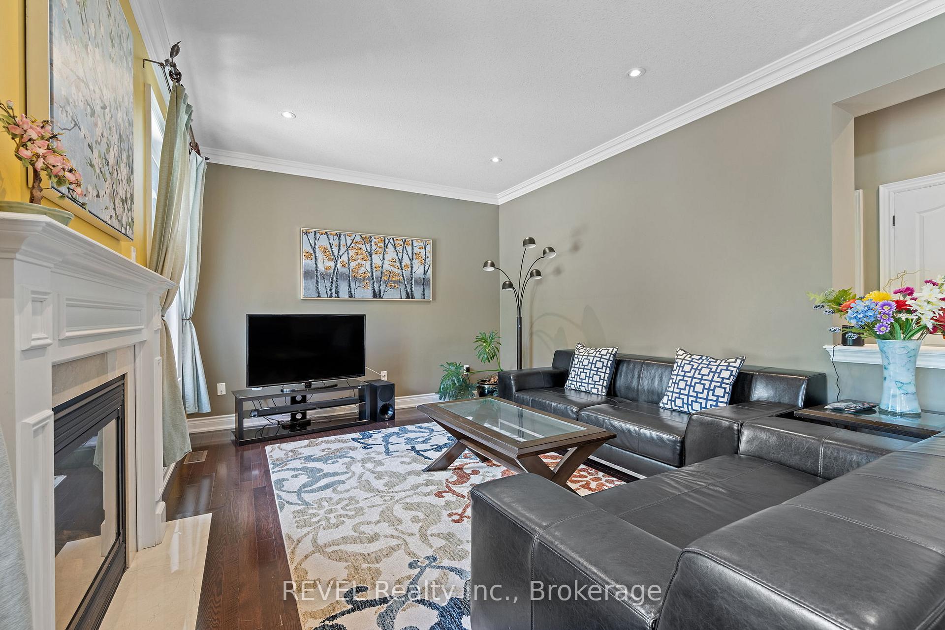 Photo 15 of 6440 St. Michael Avenue, Niagara Falls, Forestview — HOMEH