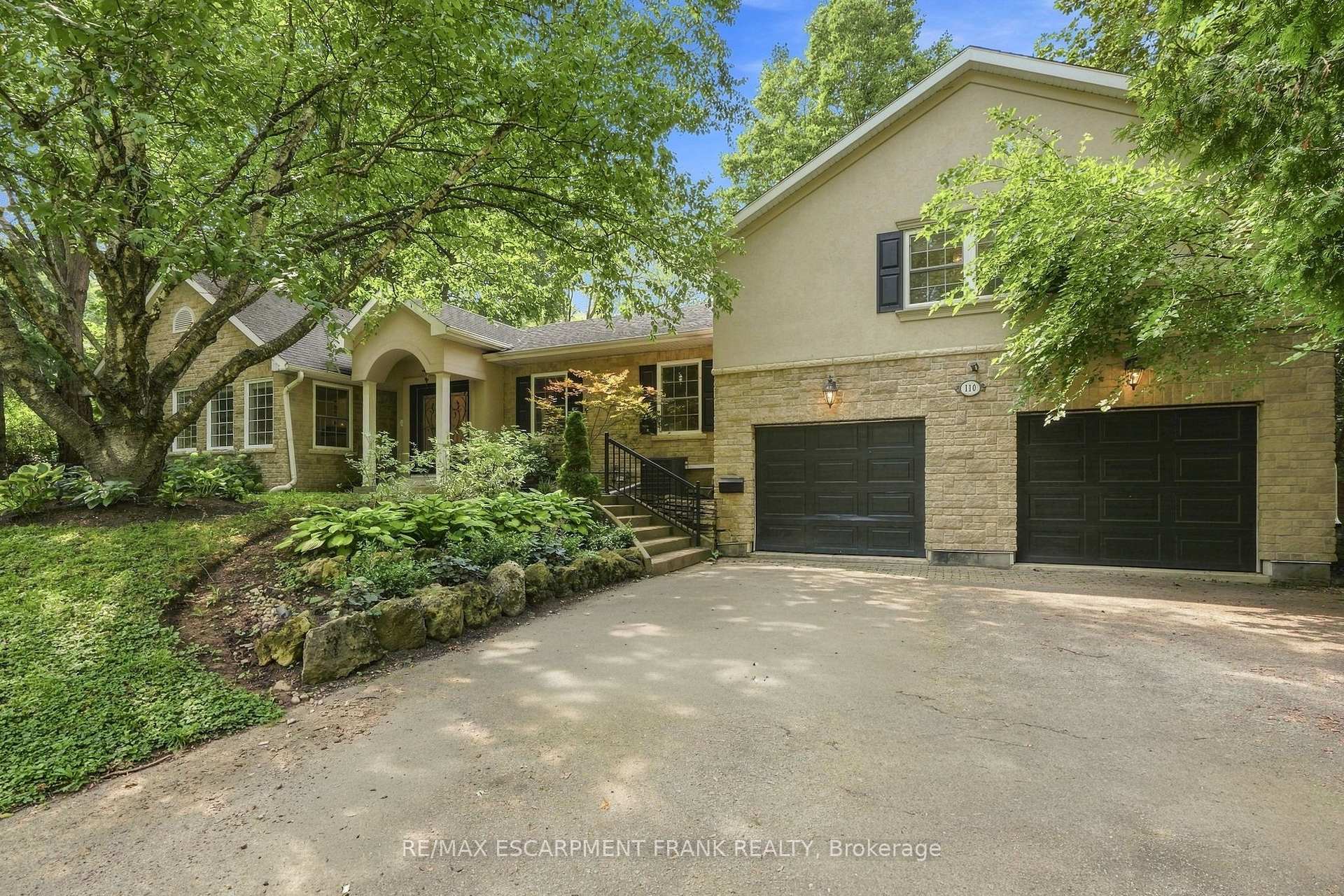Photo 3 of 110 Old Ancaster Road, Hamilton, Dundas — HOMEH