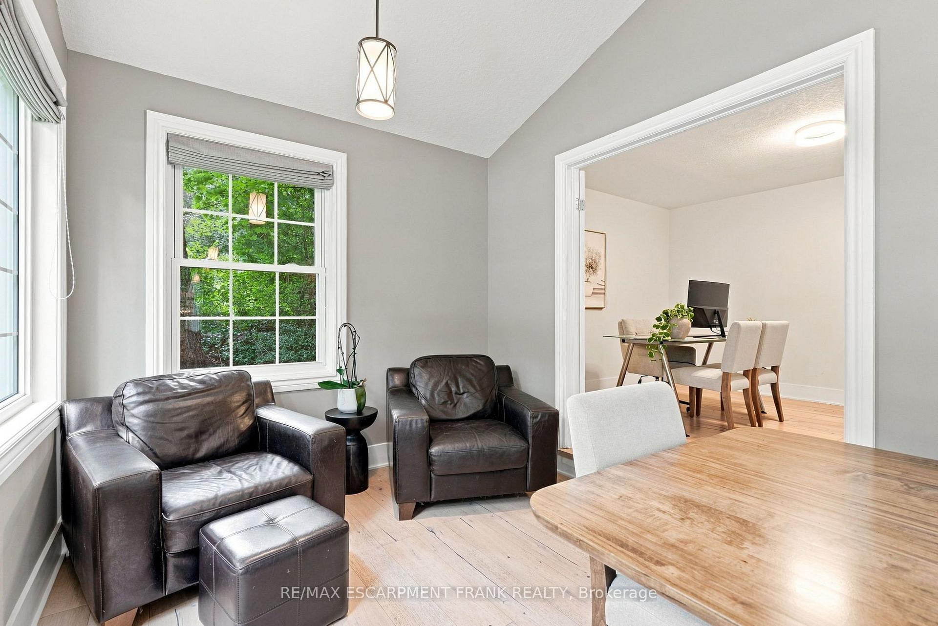 Photo 17 of 110 Old Ancaster Road, Hamilton, Dundas — HOMEH