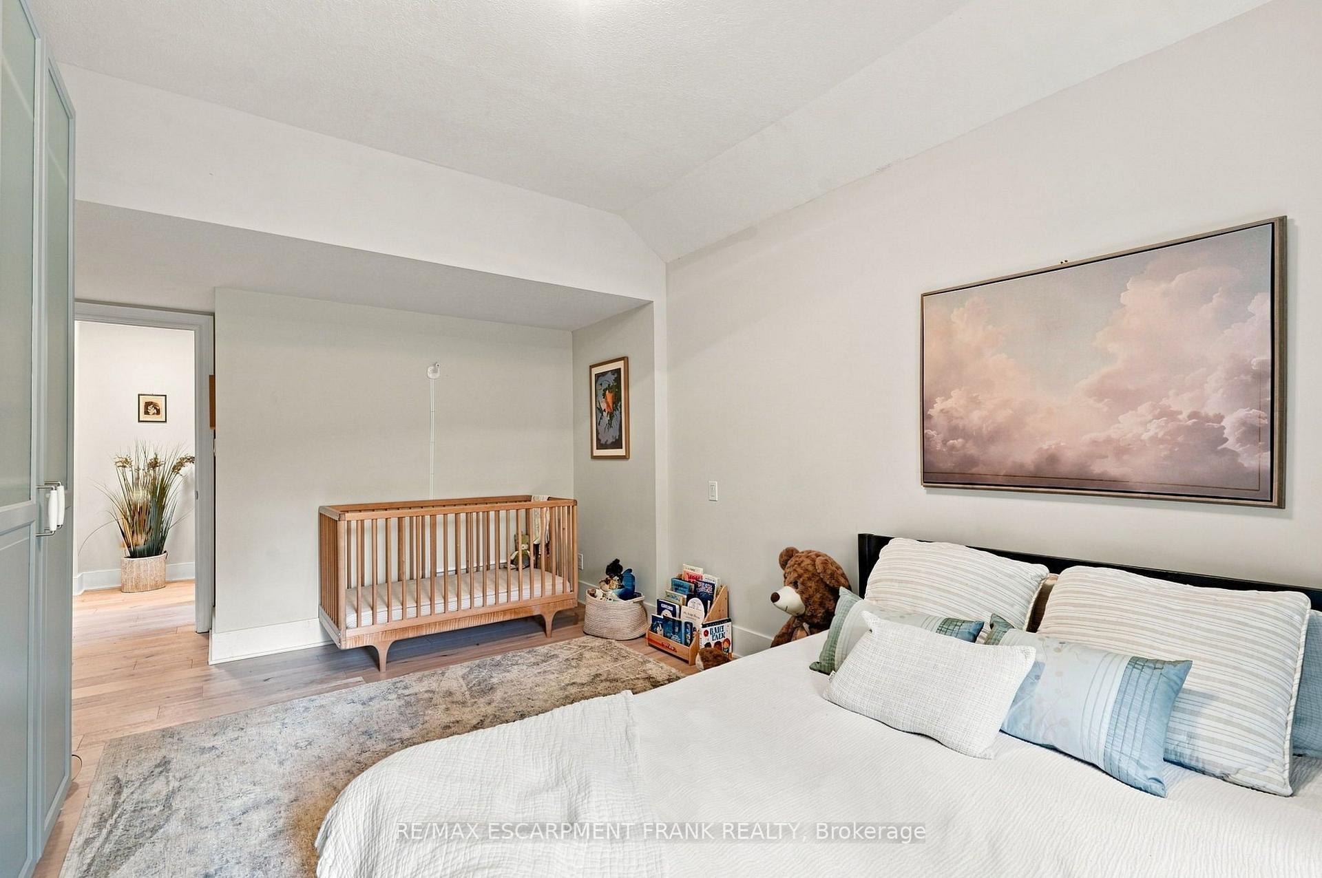 Photo 27 of 110 Old Ancaster Road, Hamilton, Dundas — HOMEH