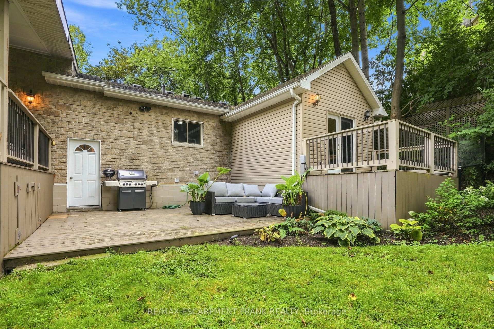 Photo 46 of 110 Old Ancaster Road, Hamilton, Dundas — HOMEH