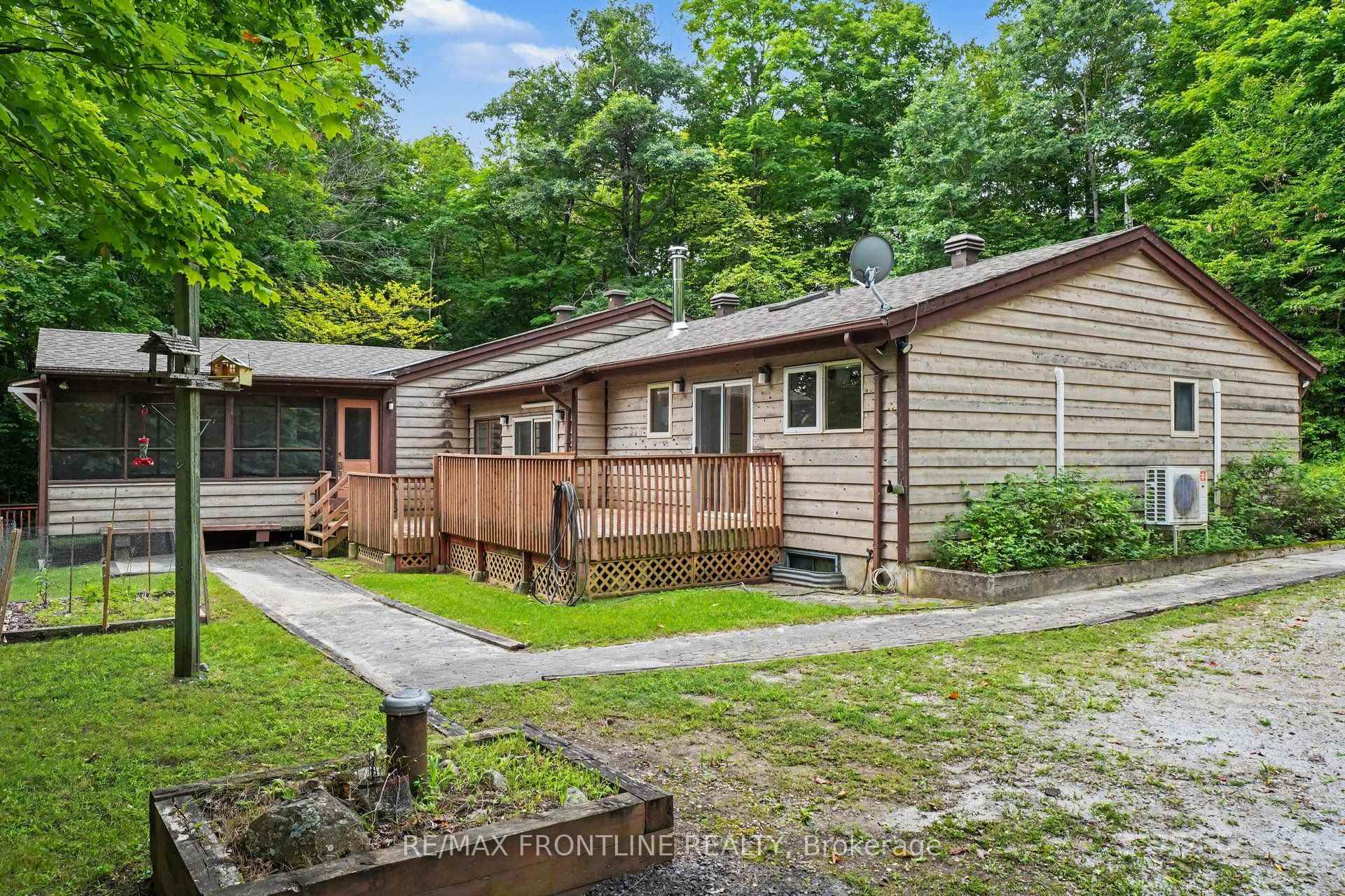 Photo 4 of 178 Burke Lane, Tay Valley, Bathurst/Burgess & Sherbrooke (Bathurst) Twp — HOMEH