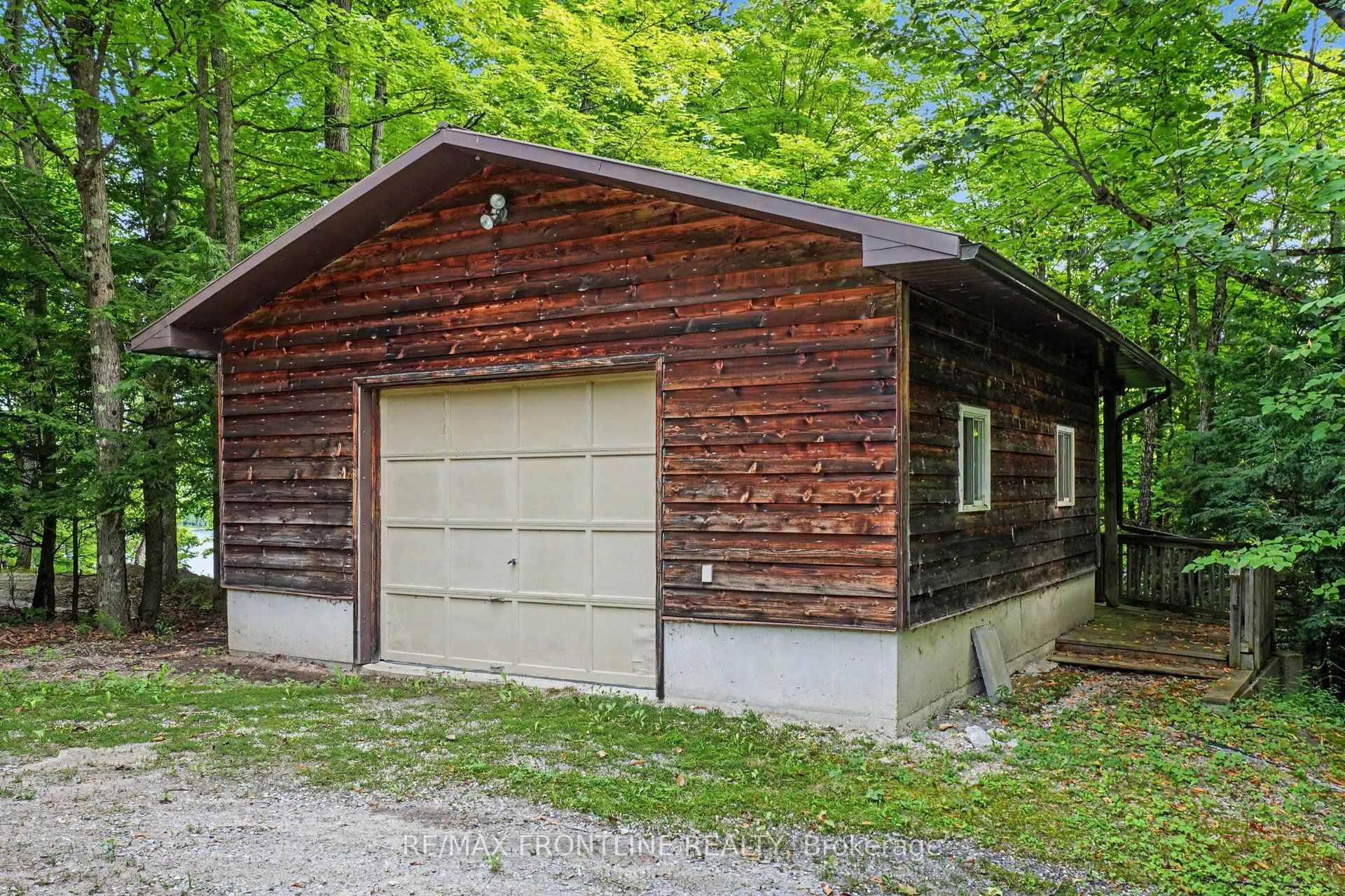 Photo 6 of 178 Burke Lane, Tay Valley, Bathurst/Burgess & Sherbrooke (Bathurst) Twp — HOMEH