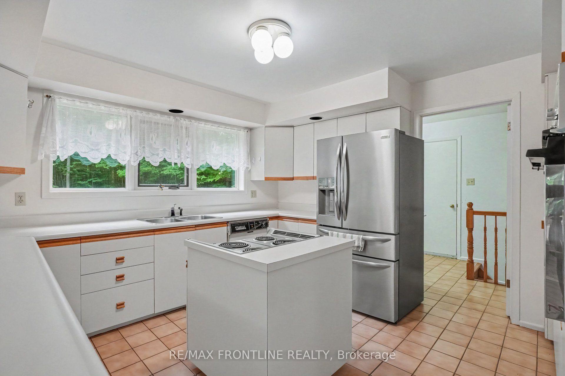 Photo 14 of 178 Burke Lane, Tay Valley, Bathurst/Burgess & Sherbrooke (Bathurst) Twp — HOMEH