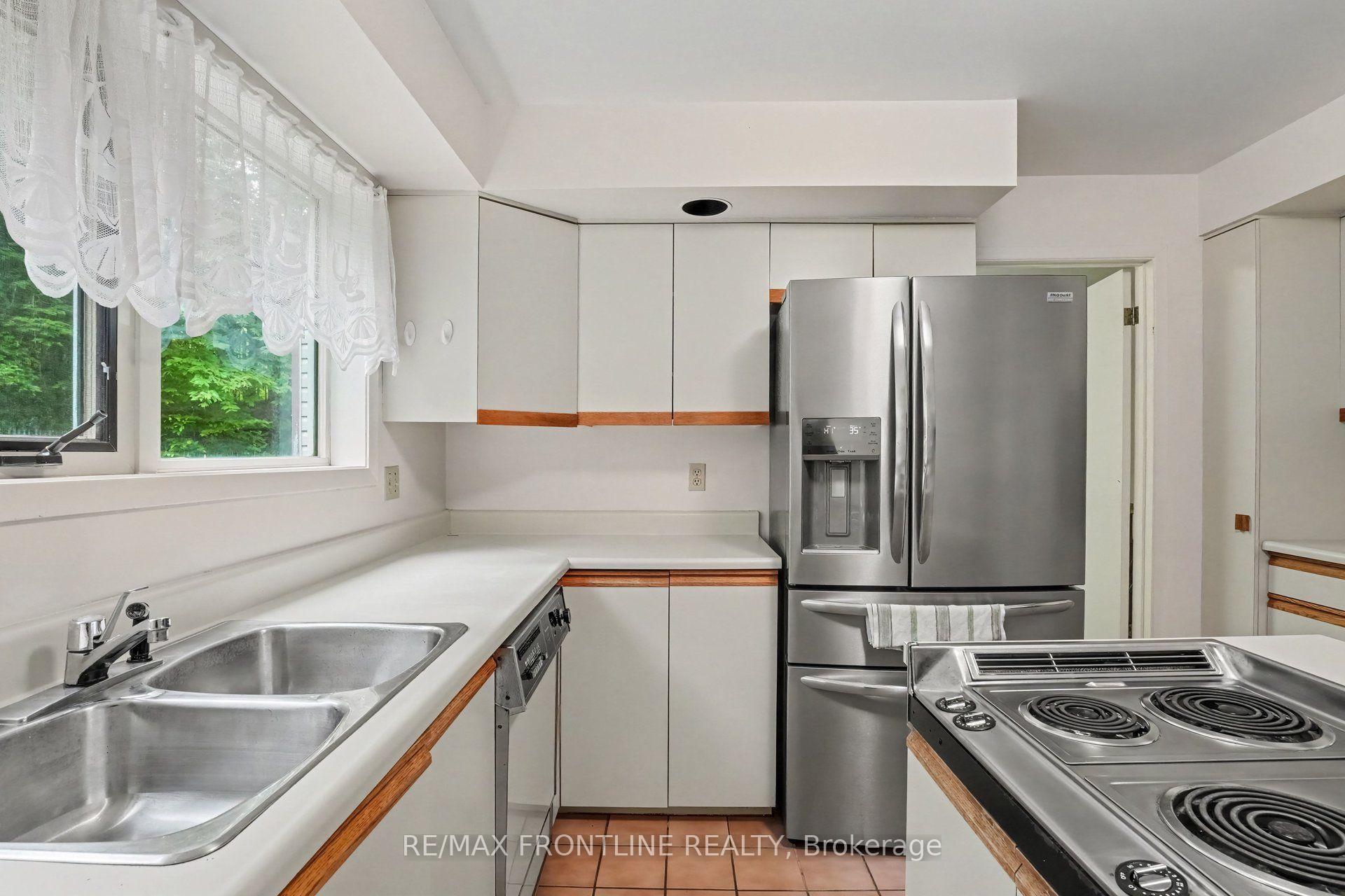 Photo 15 of 178 Burke Lane, Tay Valley, Bathurst/Burgess & Sherbrooke (Bathurst) Twp — HOMEH