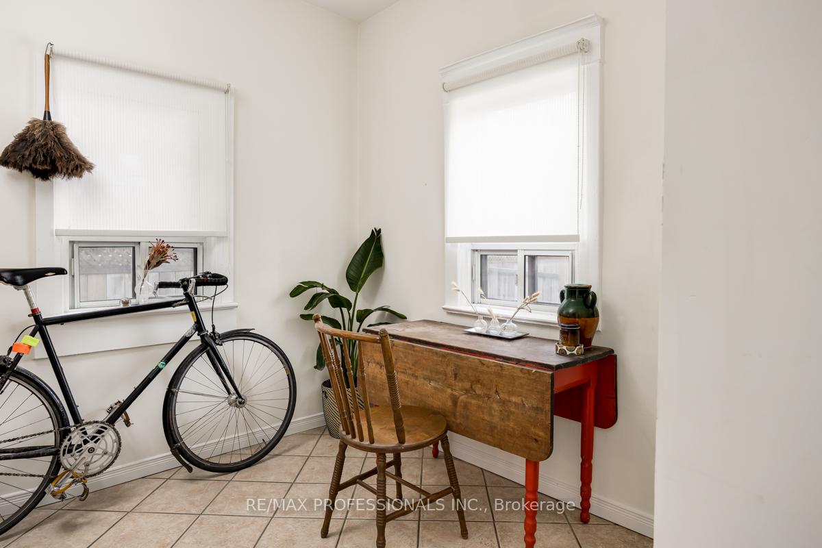 Photo 15 of 1381 Lansdowne Avenue, Toronto, Corso Italia-Davenport — HOMEH