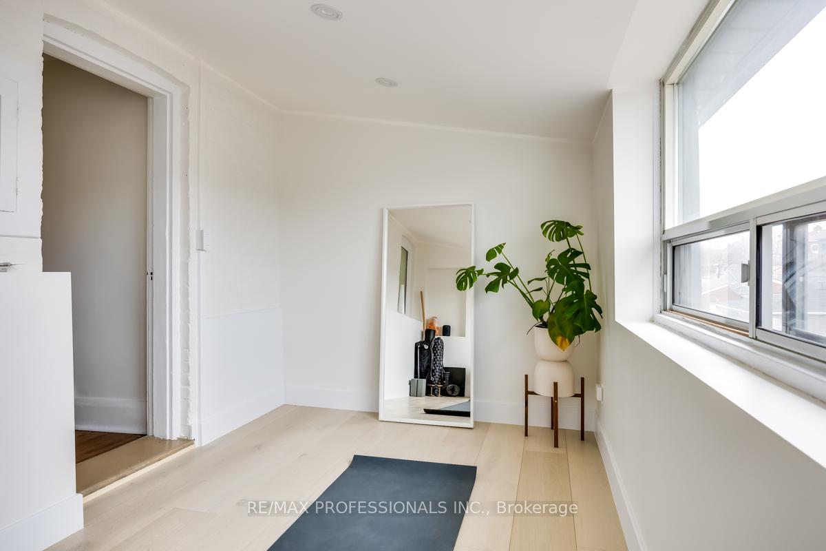 Photo 24 of 1381 Lansdowne Avenue, Toronto, Corso Italia-Davenport — HOMEH