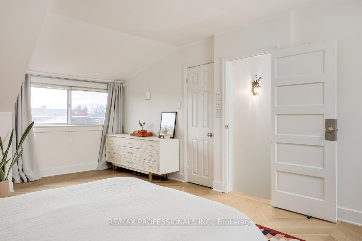 Photo 31 of 1381 Lansdowne Avenue, Toronto, Corso Italia-Davenport — HOMEH