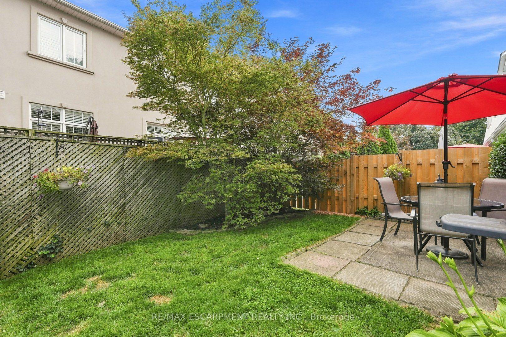 Photo 28 of Unit 6, 469 Claridge Road, Burlington, Roseland — HOMEH