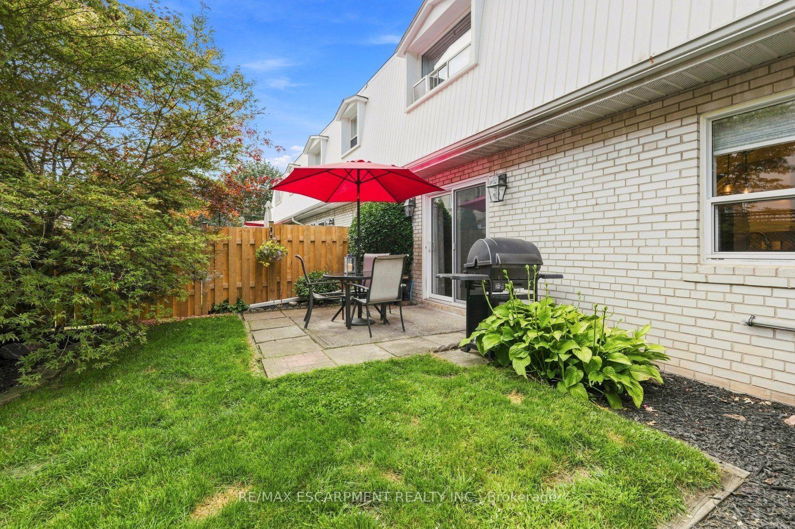 Photo 29 of Unit 6, 469 Claridge Road, Burlington, Roseland — HOMEH