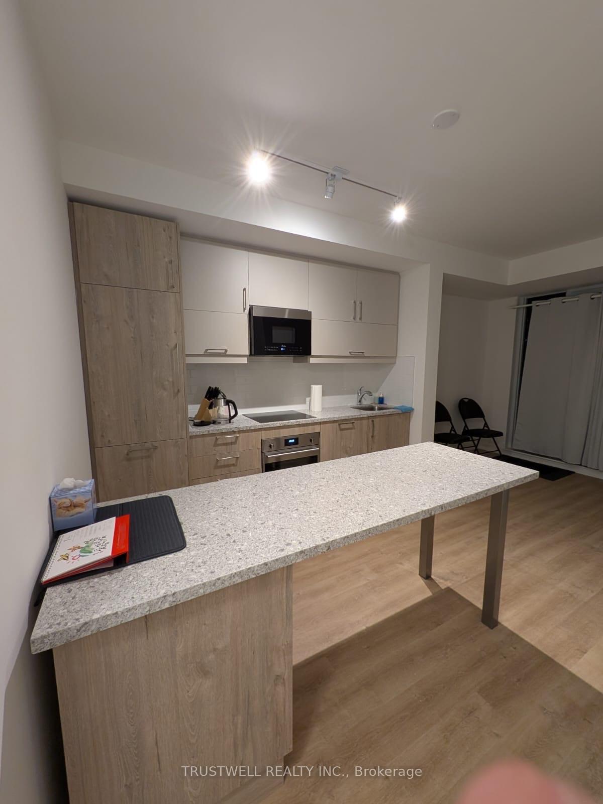 Photo 4 of Unit B605, 292 Verdale Crossing, Markham, Unionville — HOMEH