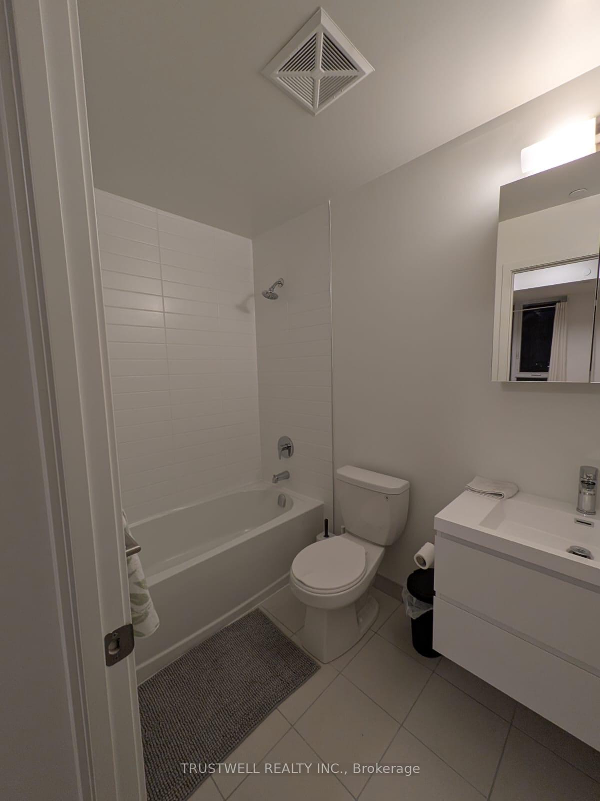 Photo 7 of Unit B605, 292 Verdale Crossing, Markham, Unionville — HOMEH