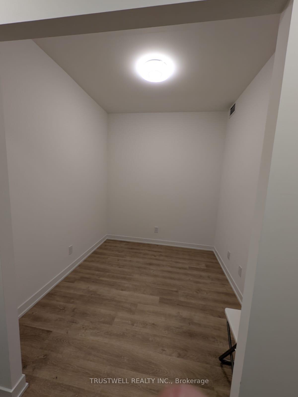 Photo 8 of Unit B605, 292 Verdale Crossing, Markham, Unionville — HOMEH